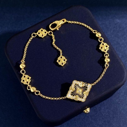 Van Cleef & Arpels bracelet-050