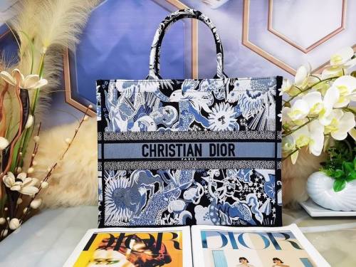 Dior Handbags AAA-274