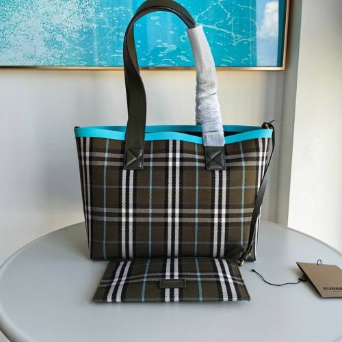 Burberry Handbags AAA-090