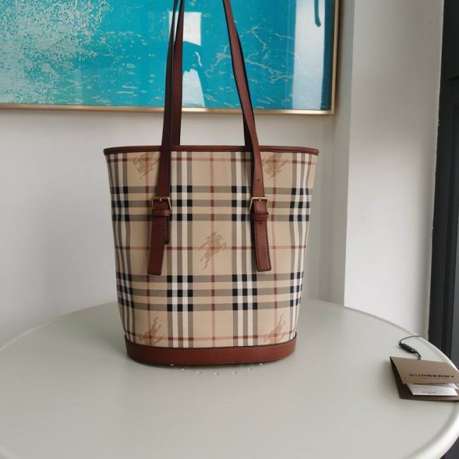 Burberry Handbags AAA-089