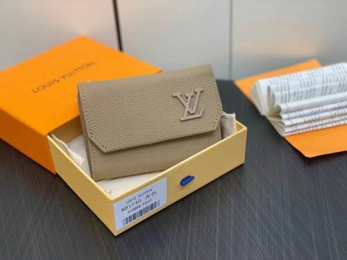 Super Perfect LV Wallet-712
