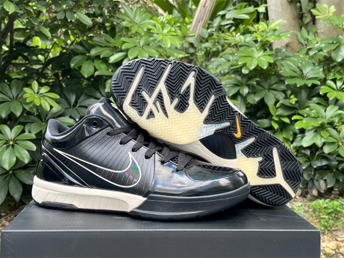 Authentic Undefeated x Kobe IV Protro Black Mamba