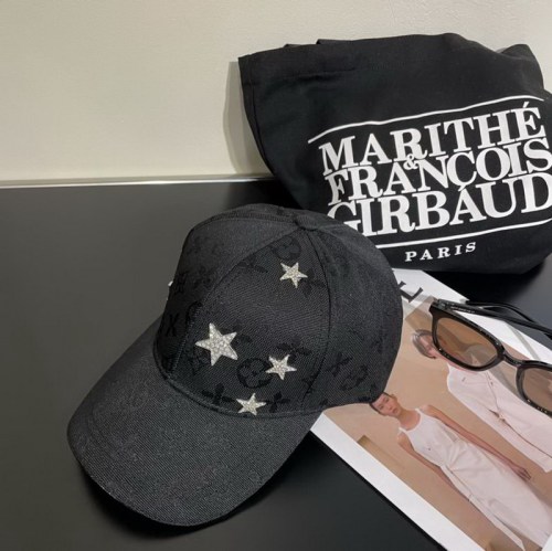 LV Hats AAA-493