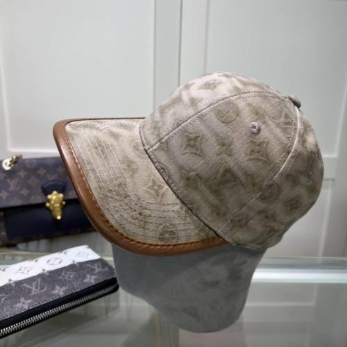LV Hats AAA-613