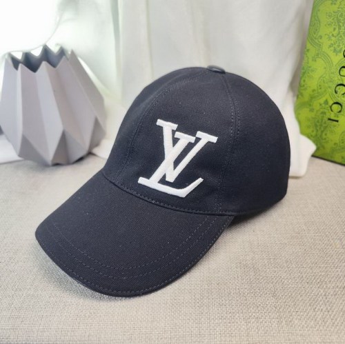 LV Hats AAA-518