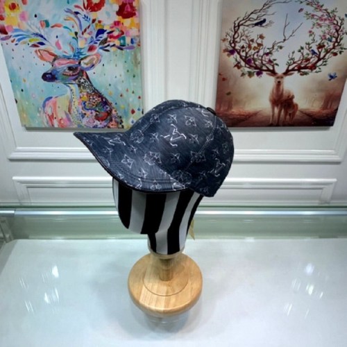 LV Hats AAA-056