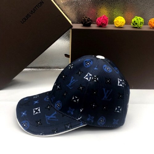 LV Hats AAA-016