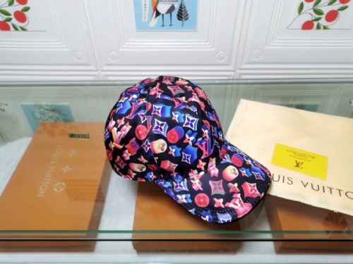 LV Hats AAA-017