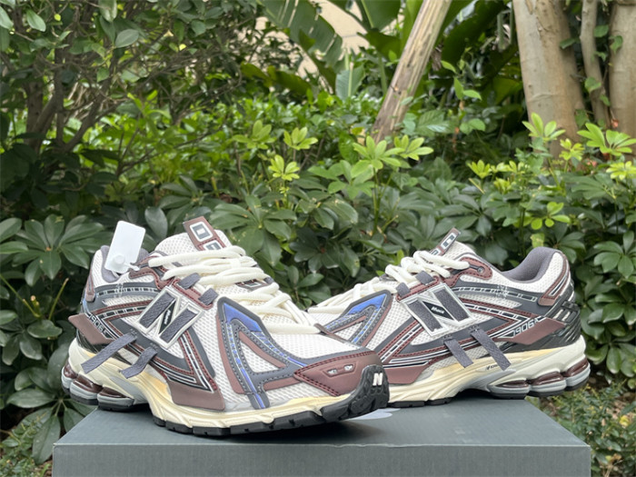 NB Shoes High End Quality-235