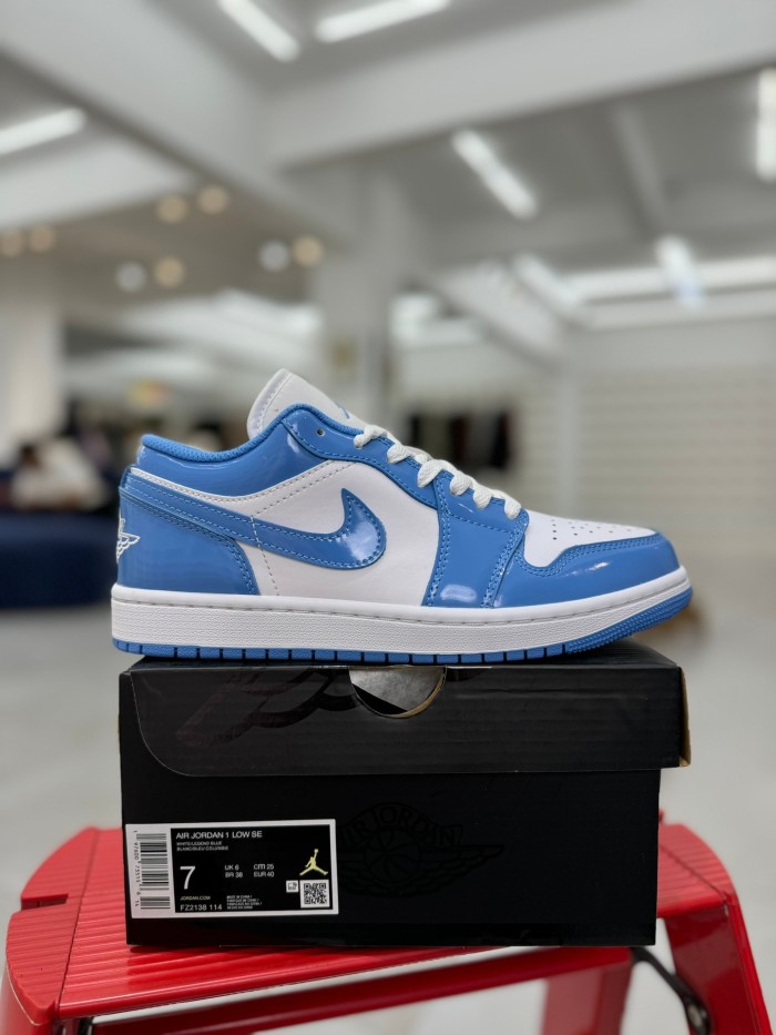 Authentic Jordan 1 Low SE White Legend Blue