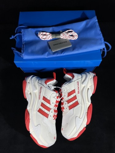 B 17FW Tripe-S High End Sneaker-601