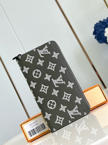 Super Perfect LV Wallet-781