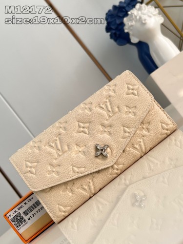 Super Perfect LV Wallet-787
