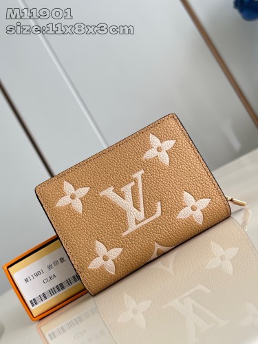 Super Perfect LV Wallet-768