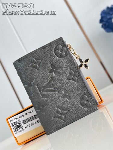 Super Perfect LV Wallet-774
