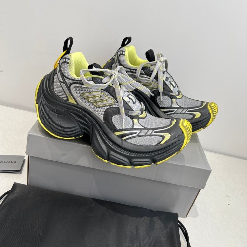 B 17FW Tripe-S High End Sneaker-610