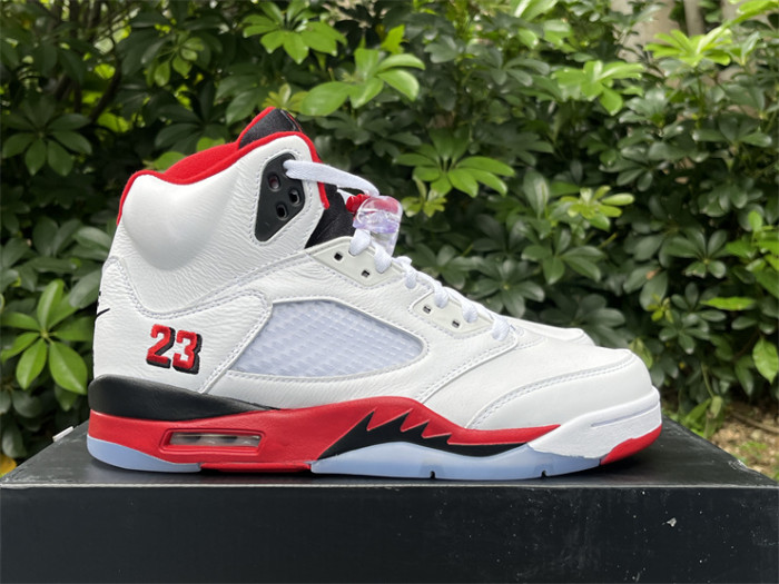 Authentic  Air Jordan 5 Fire Red “Black Tongue”   2025
