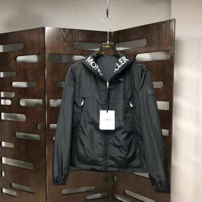 Moncler Coat men-534