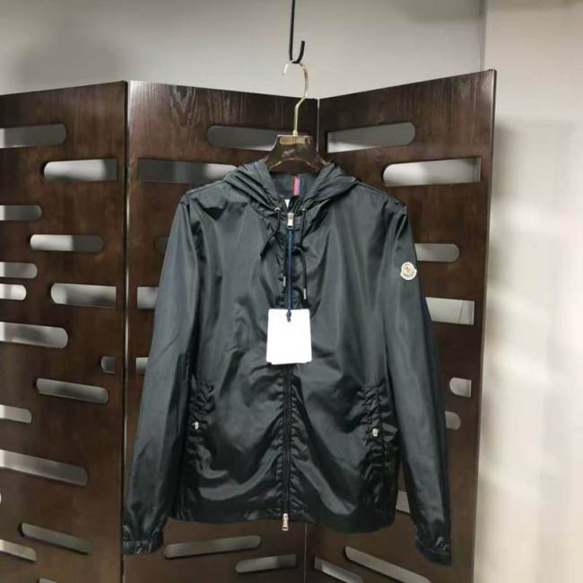 Moncler Coat men-528