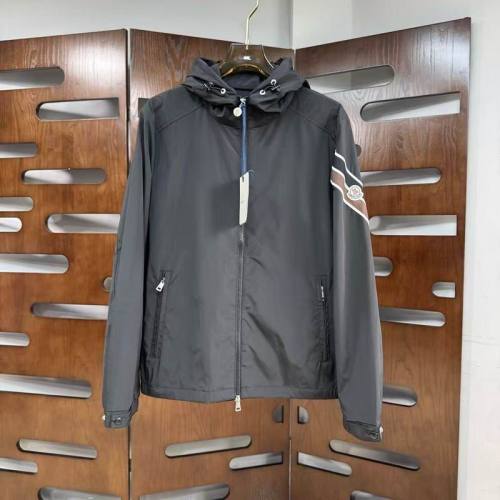 Moncler Coat men-544