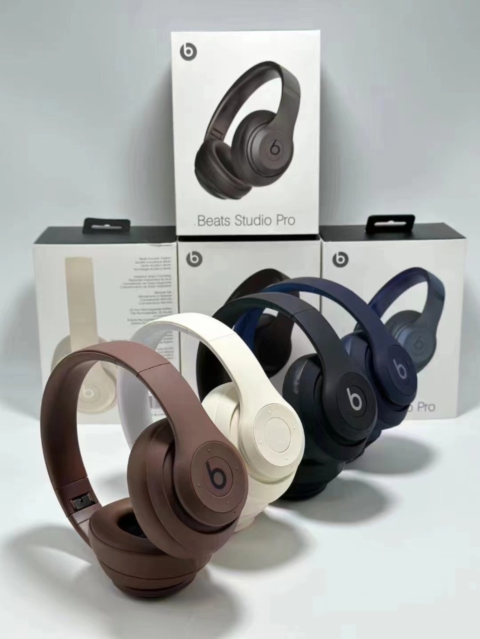 Beats Studio Pro noise reduction