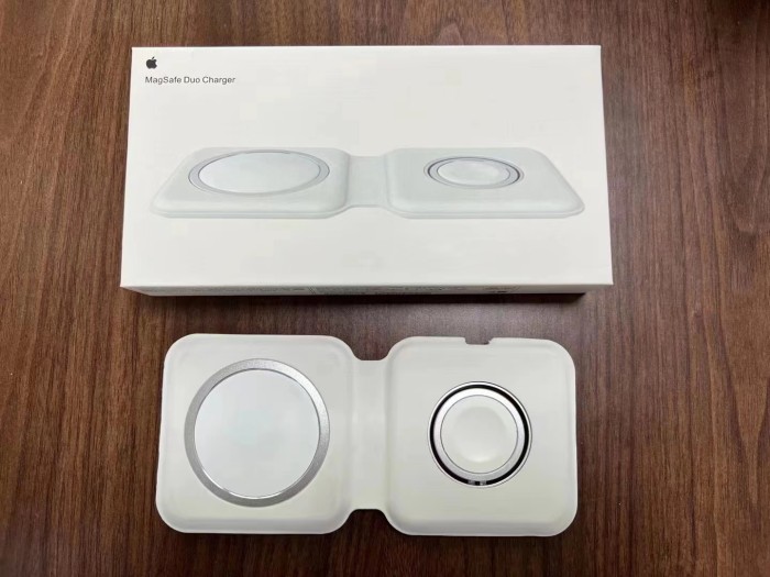 MagSafe Duo Charger