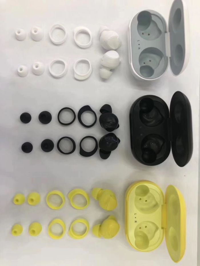 SAMSUNG BUDS