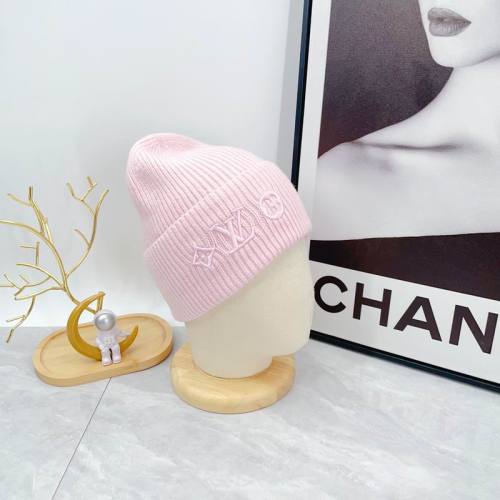 LV Hats AAA-1552