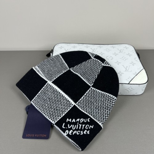 LV Hats AAA-1386