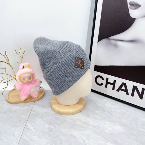 LV Hats AAA-1619