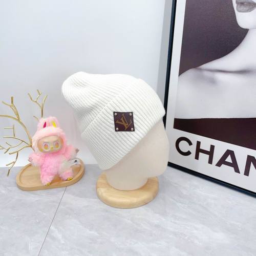 LV Hats AAA-1622