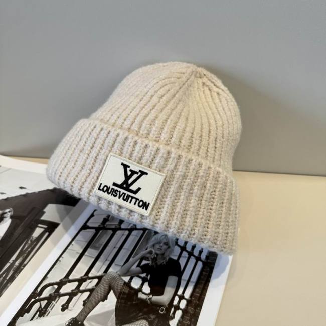 LV Hats AAA-1272