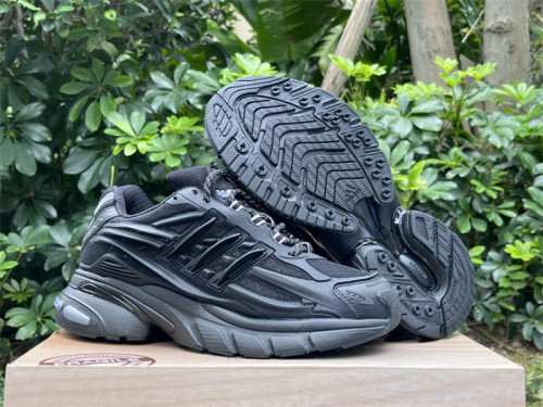 Pharrell Willams x AD Jellyfish-012