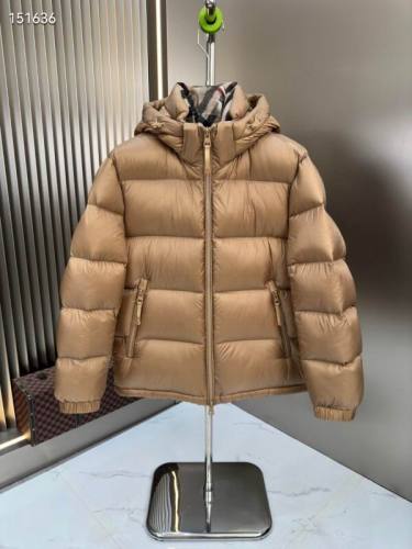 Burberry Down Coat men-410