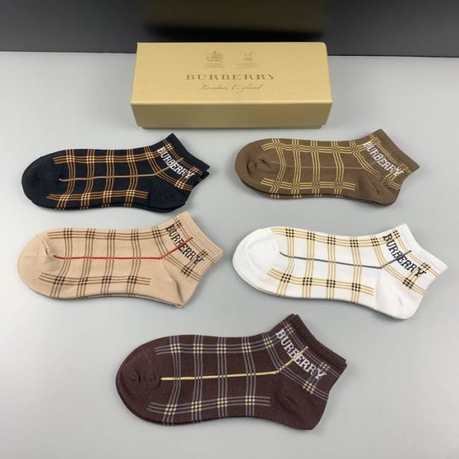 Burberrys Socks-010