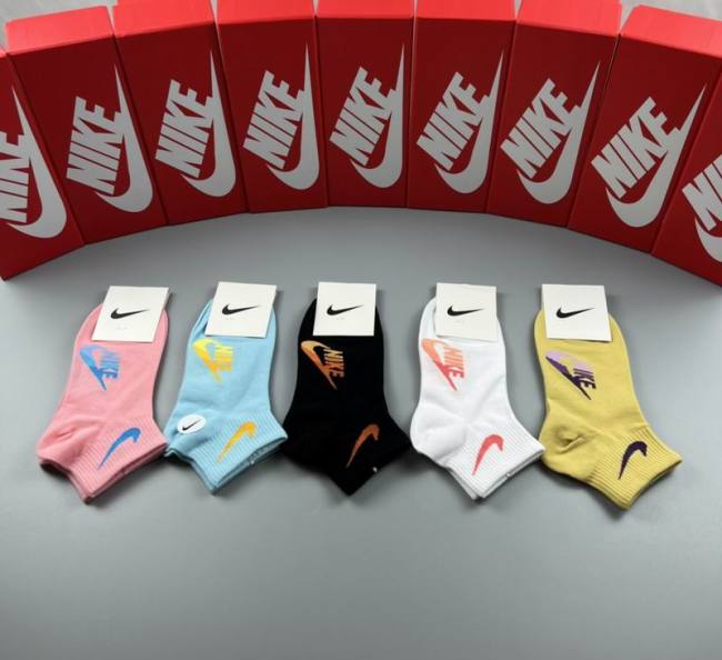 Nike Socks-008