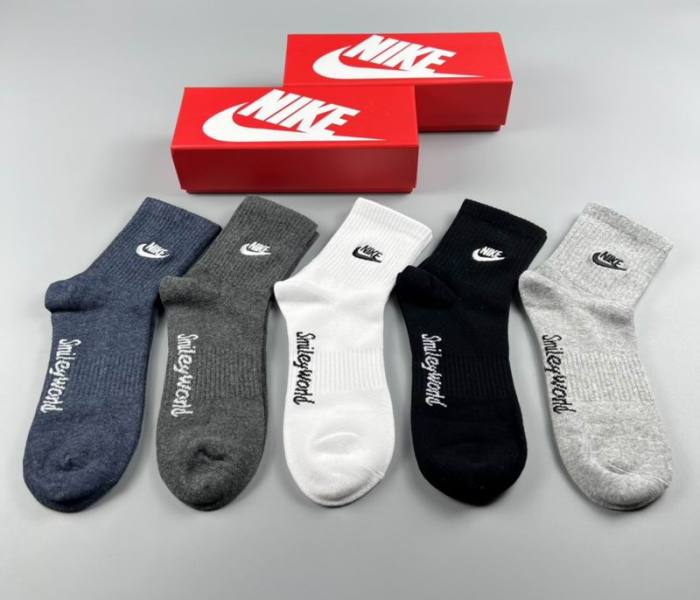 Nike Socks-040