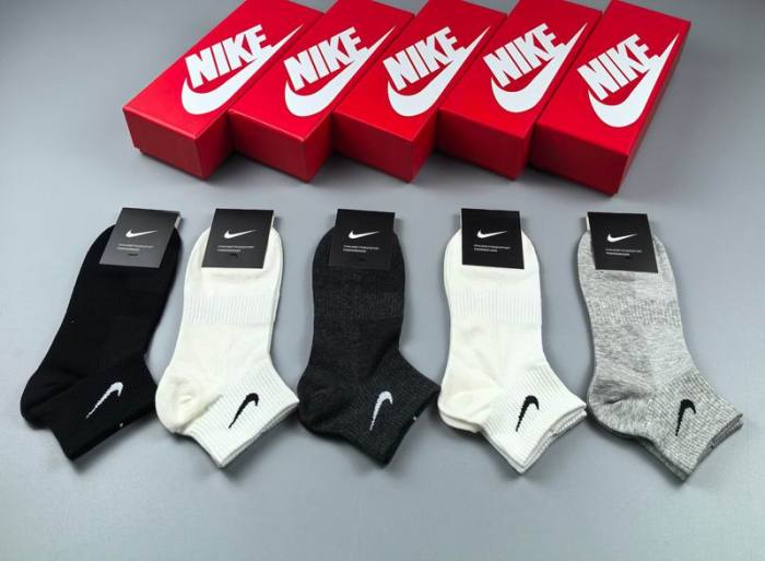 Nike Socks-105