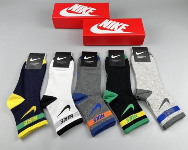 Nike Socks-051