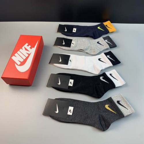 Nike Socks-014