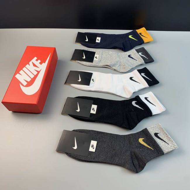 Nike Socks-014