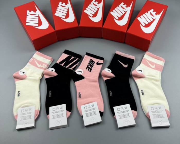 Nike Socks-054