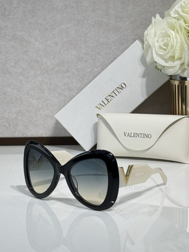 V Sunglasses AAAA-686