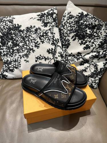LV women Sandals 1：1 Quality-1116