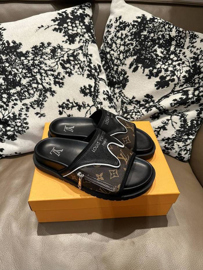 LV men slippers AAA-1236