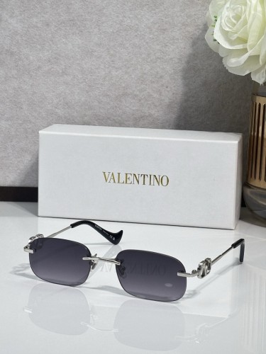 V Sunglasses AAAA-735