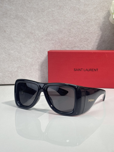 YL  Sunglasses AAAA-1918