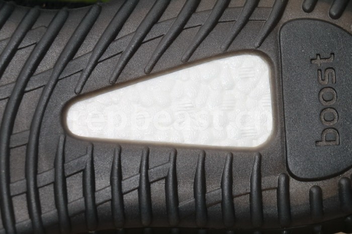 Authentic Yeezy 350 Boost V2 BY1605