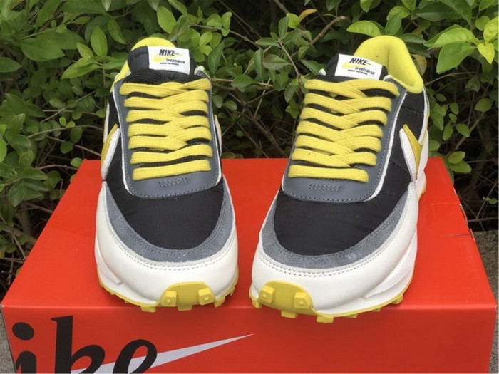 Authentic  Sacai x Nike LDV WAFFLE  Black Yellow000