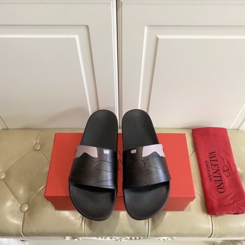 VT Men slippers AAA-083